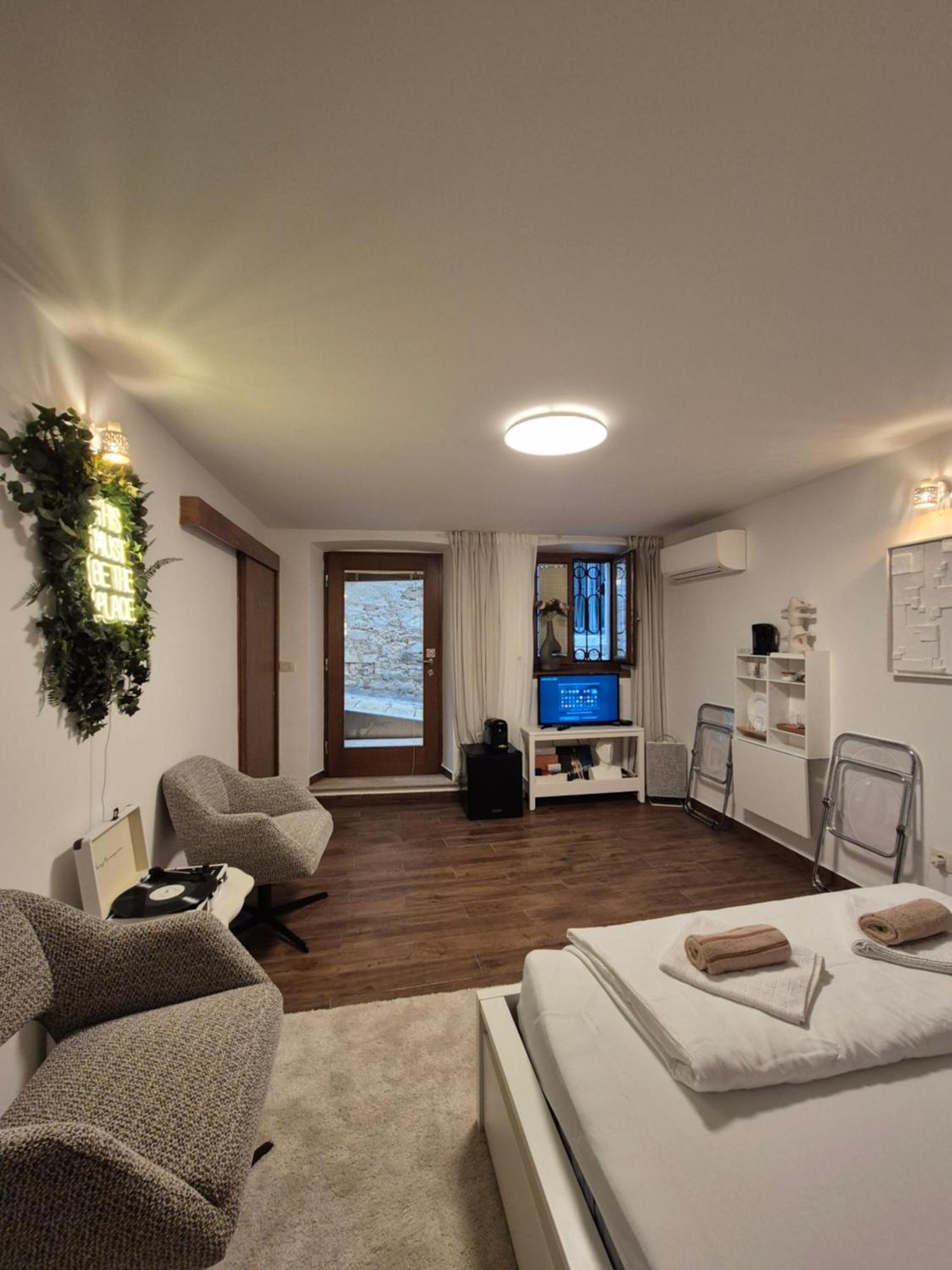 Studio Noellica Rovinj Exterior foto
